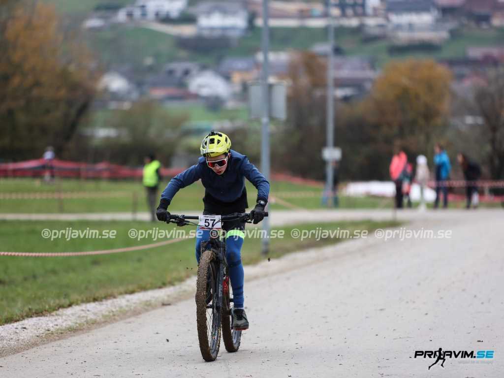 CX-Straza-2023-0086.jpg