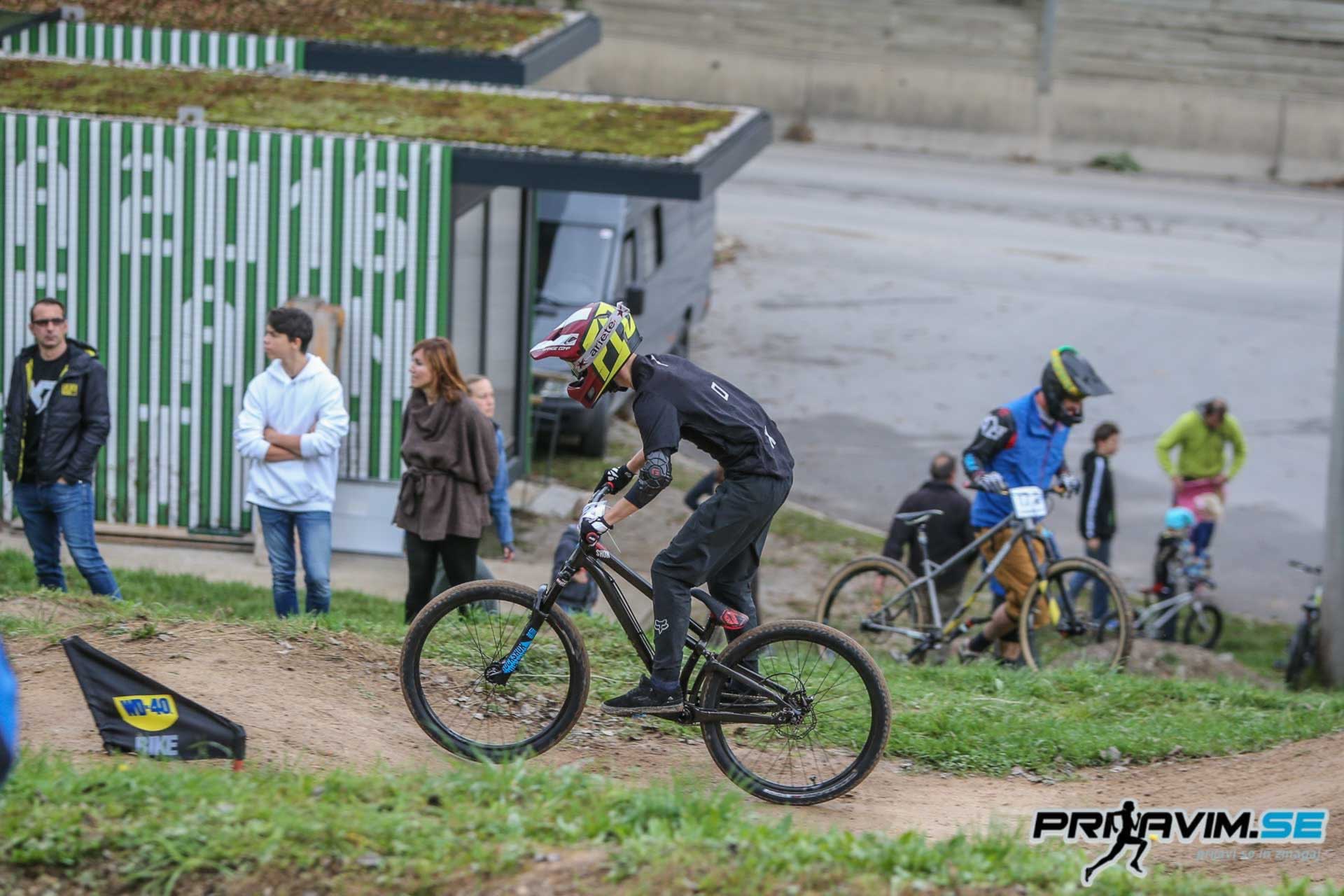 Dual-slalom2019-1654.jpg
