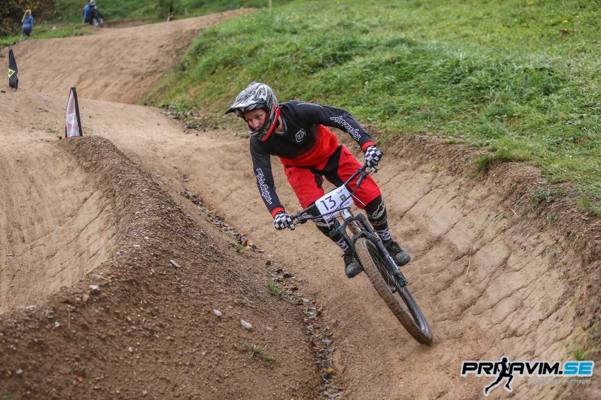 Dual-slalom2019-1713.jpg