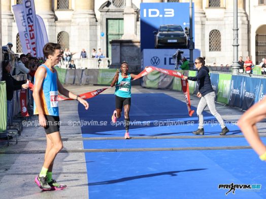 Ljubljanski-maraton-2023-cilj-1480.jpg