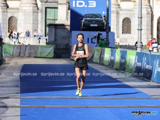 Ljubljanski-maraton-2023-cilj-1493.jpg