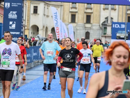 Ljubljanski-maraton-2023-cilj-2901.jpg