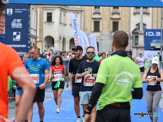 Ljubljanski-maraton-2023-cilj-2911.jpg
