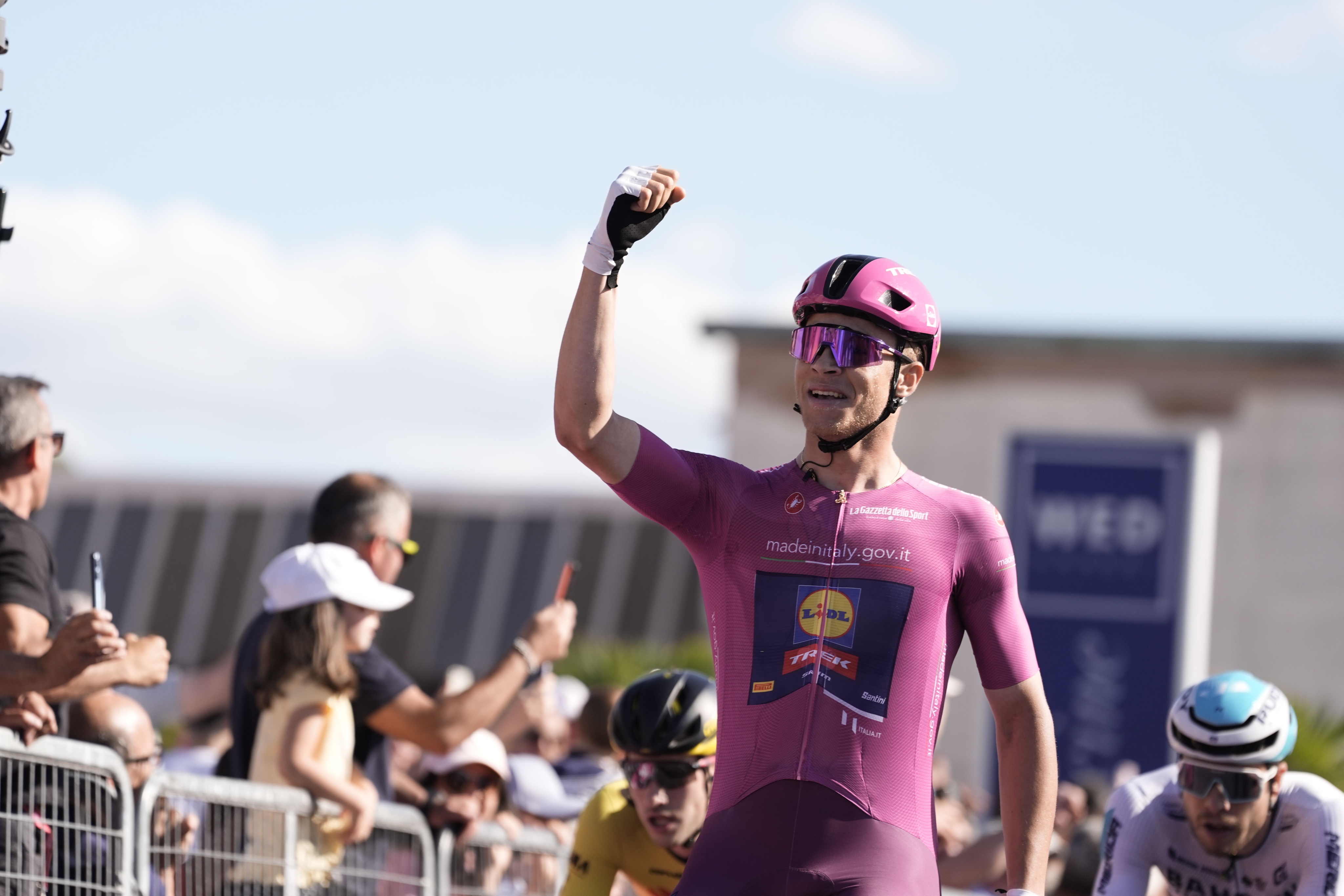 Giro: Dominanca Jonathana Milana, ki je bil ponovno najhitrejši